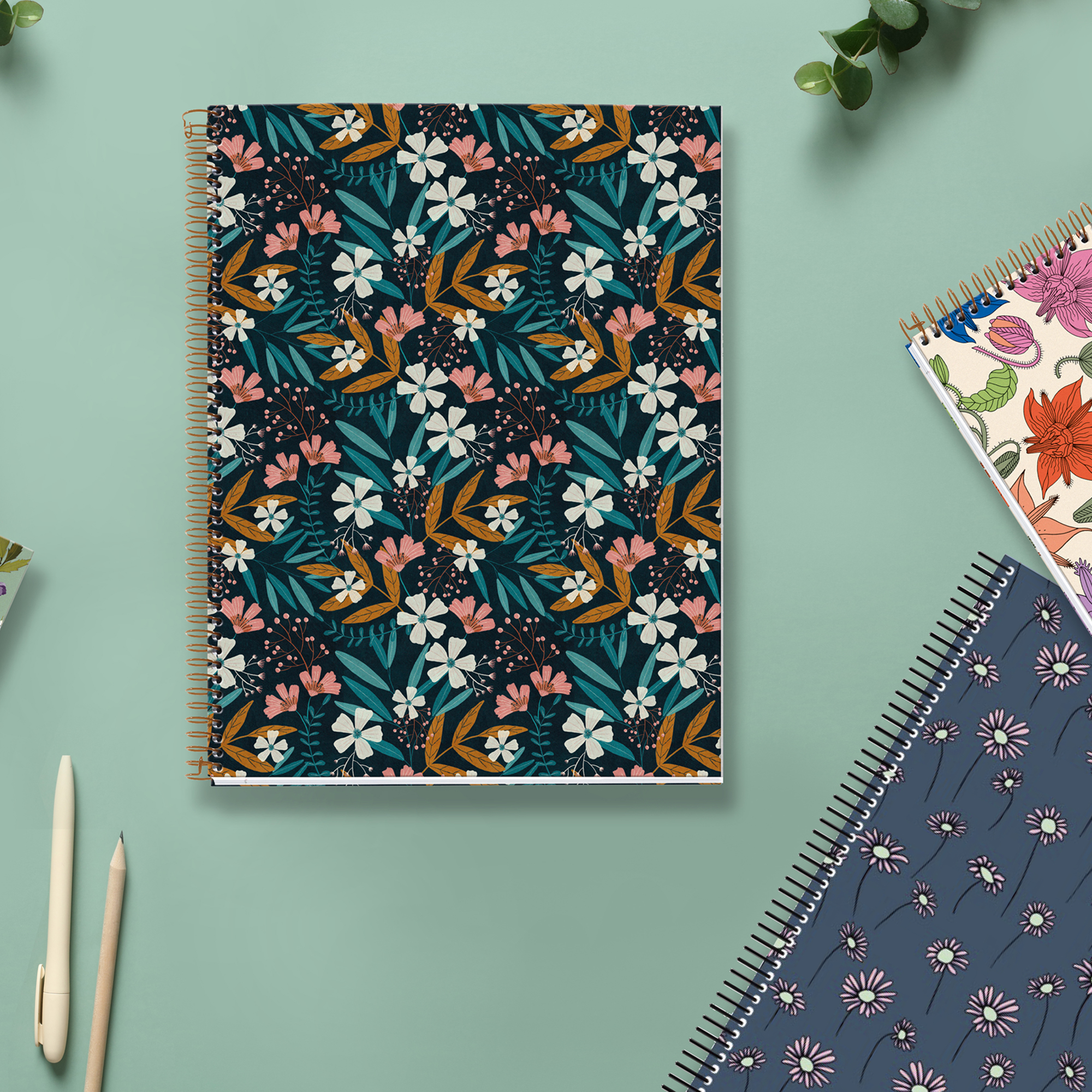 M® MiquelRius Lined 4 Subject Notebook, 11" x 8.5", Cardboard Cover - Daisies